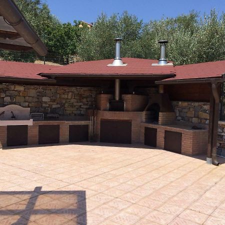 Villa Con Piscina A Imperia, Italy מראה חיצוני תמונה