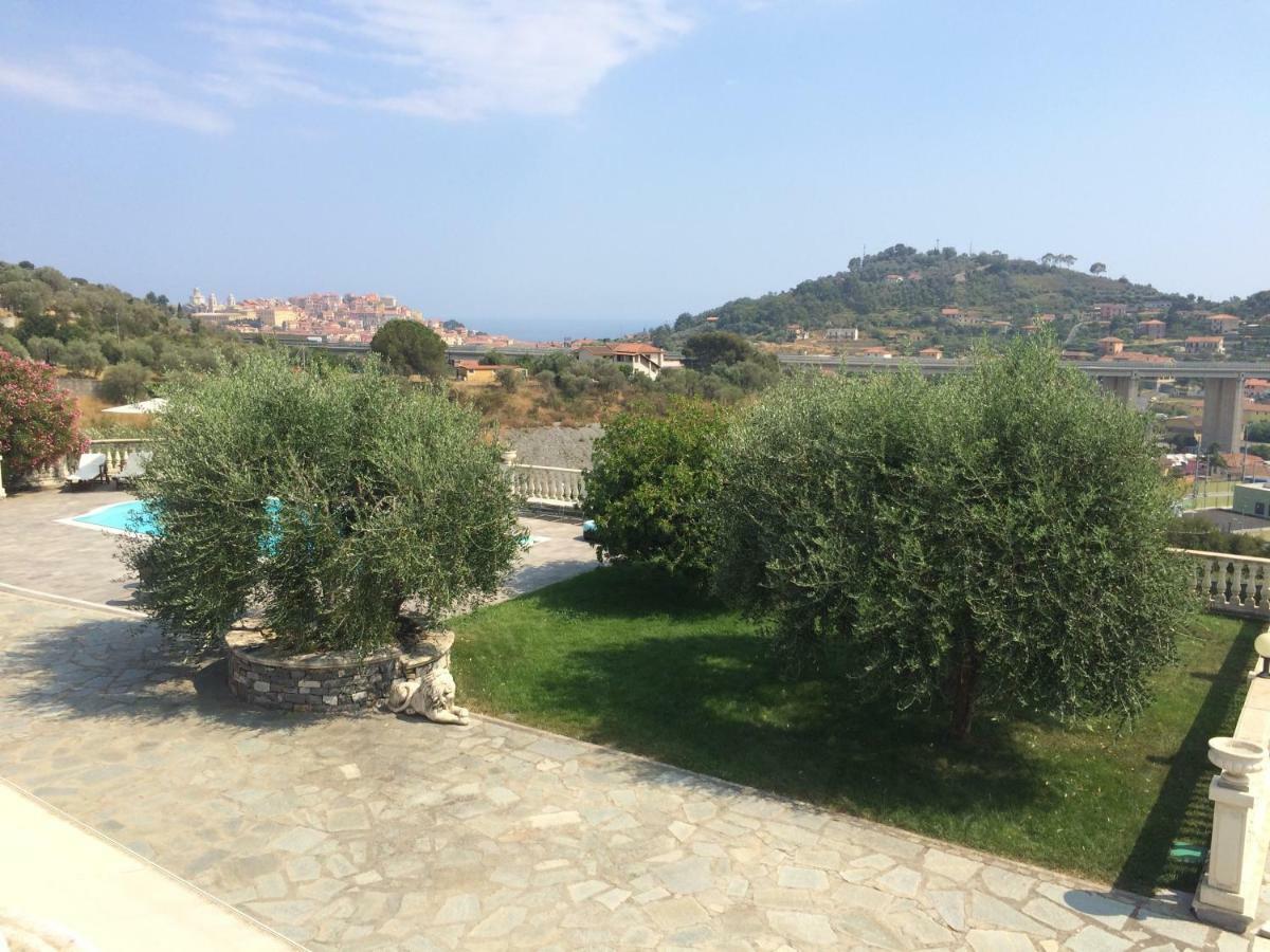Villa Con Piscina A Imperia, Italy מראה חיצוני תמונה