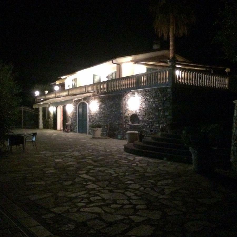 Villa Con Piscina A Imperia, Italy מראה חיצוני תמונה