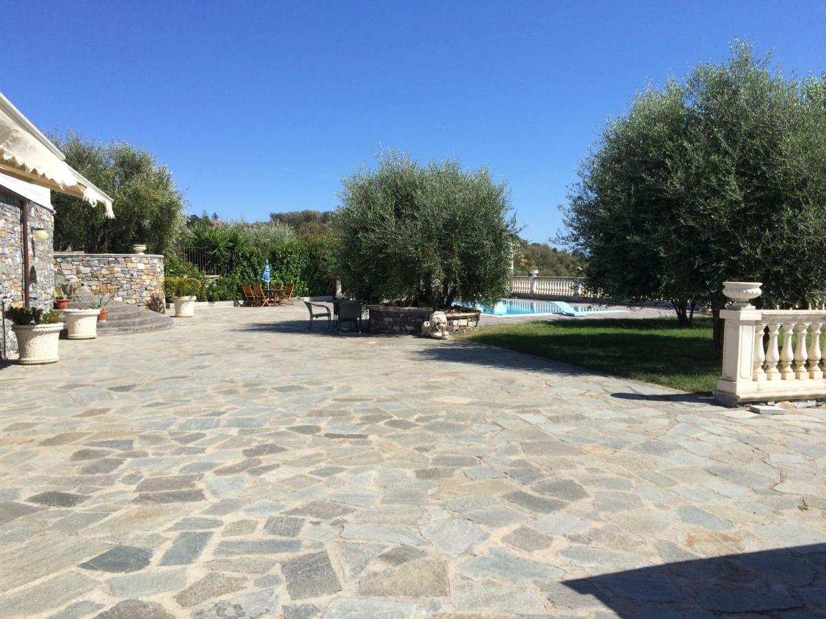 Villa Con Piscina A Imperia, Italy מראה חיצוני תמונה