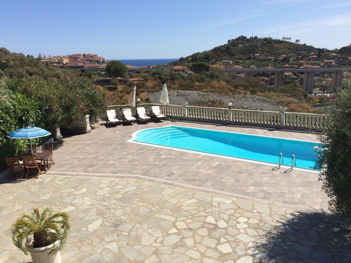 Villa Con Piscina A Imperia, Italy מראה חיצוני תמונה
